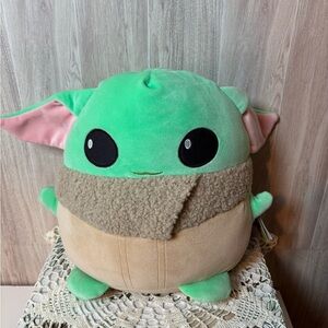 Star Wars Cutopia Mandalorian  Grogu Green Beige Plush SquishyToy